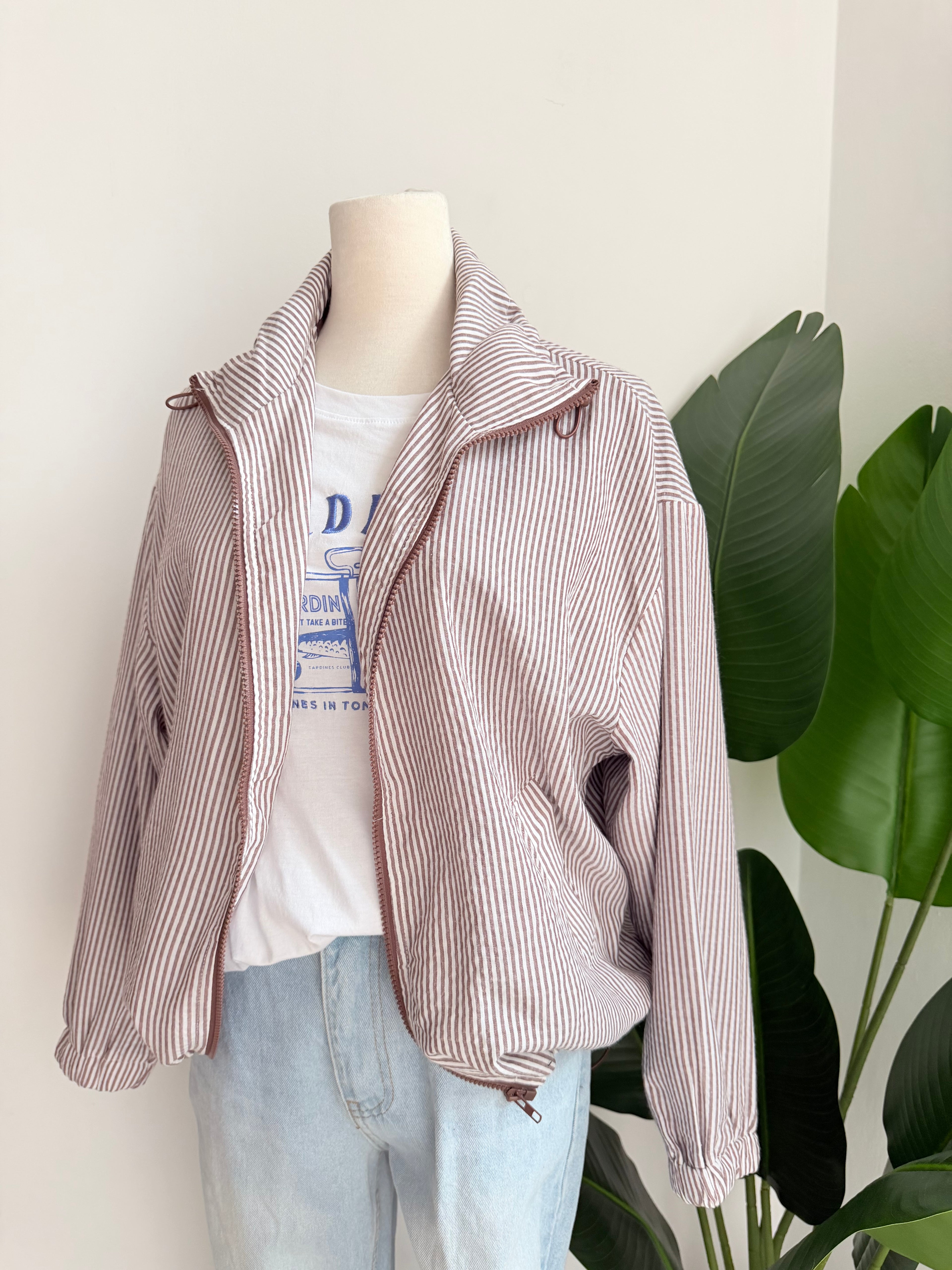 Jacket rayitas café