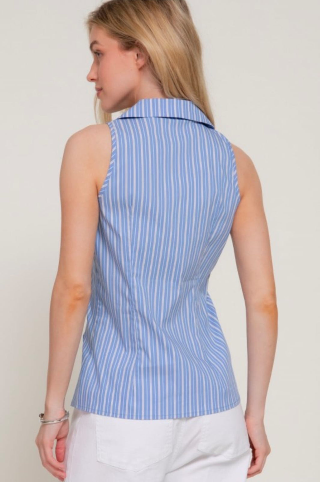 Blusa asimétrica celeste