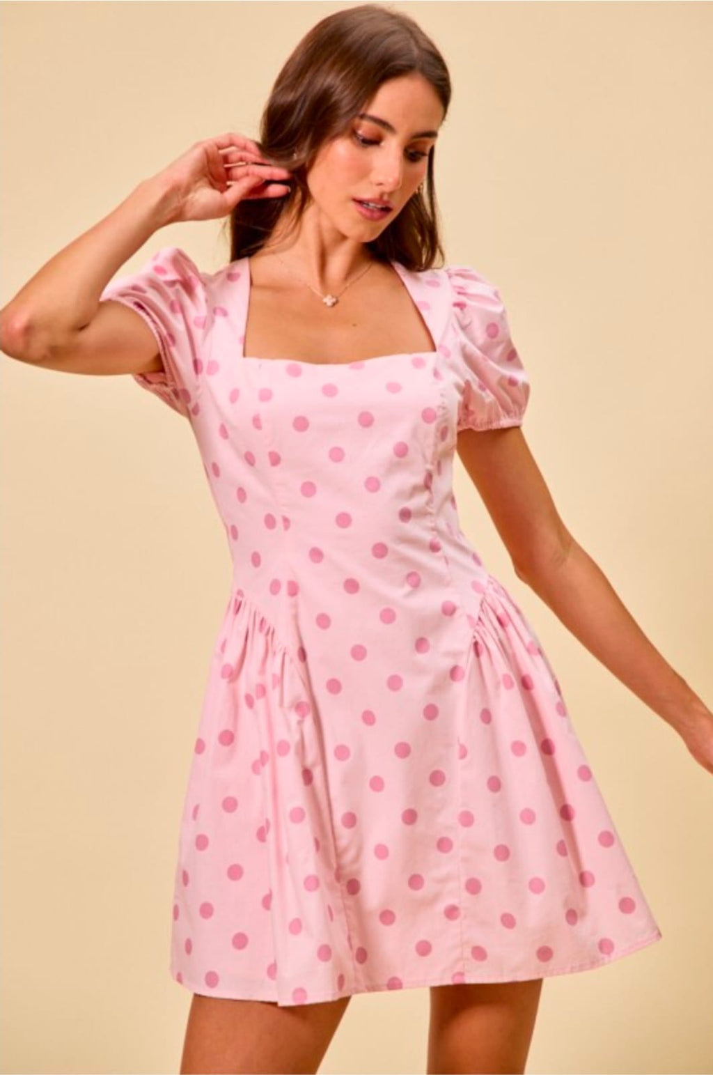 Vestido polka rosa