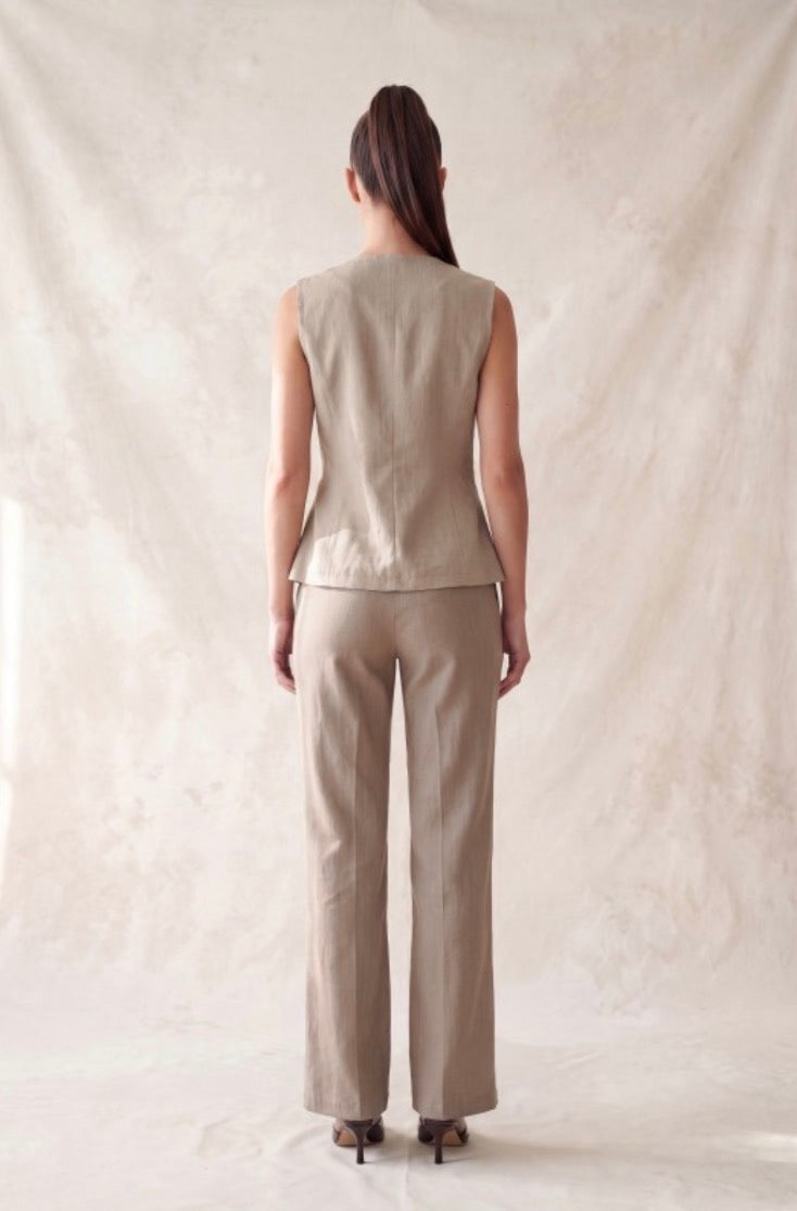 Conjunto beige