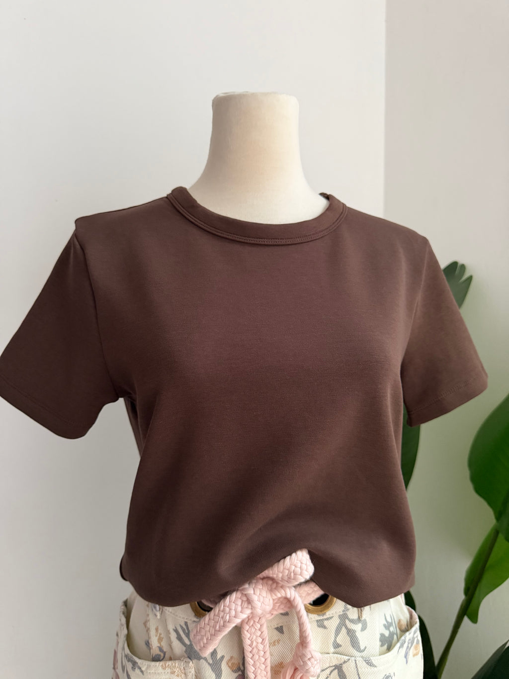 Blusa básica café