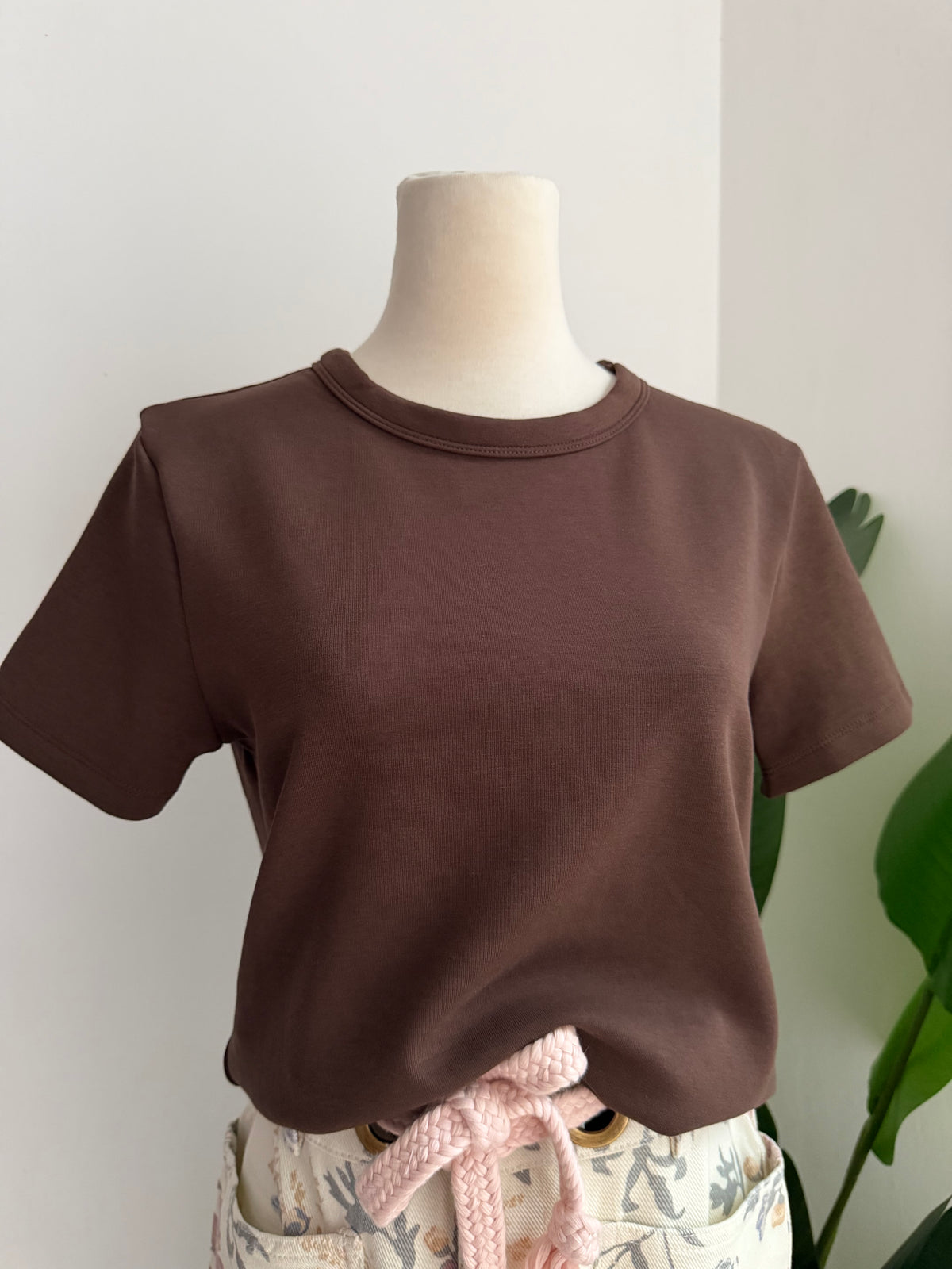 Blusa básica café