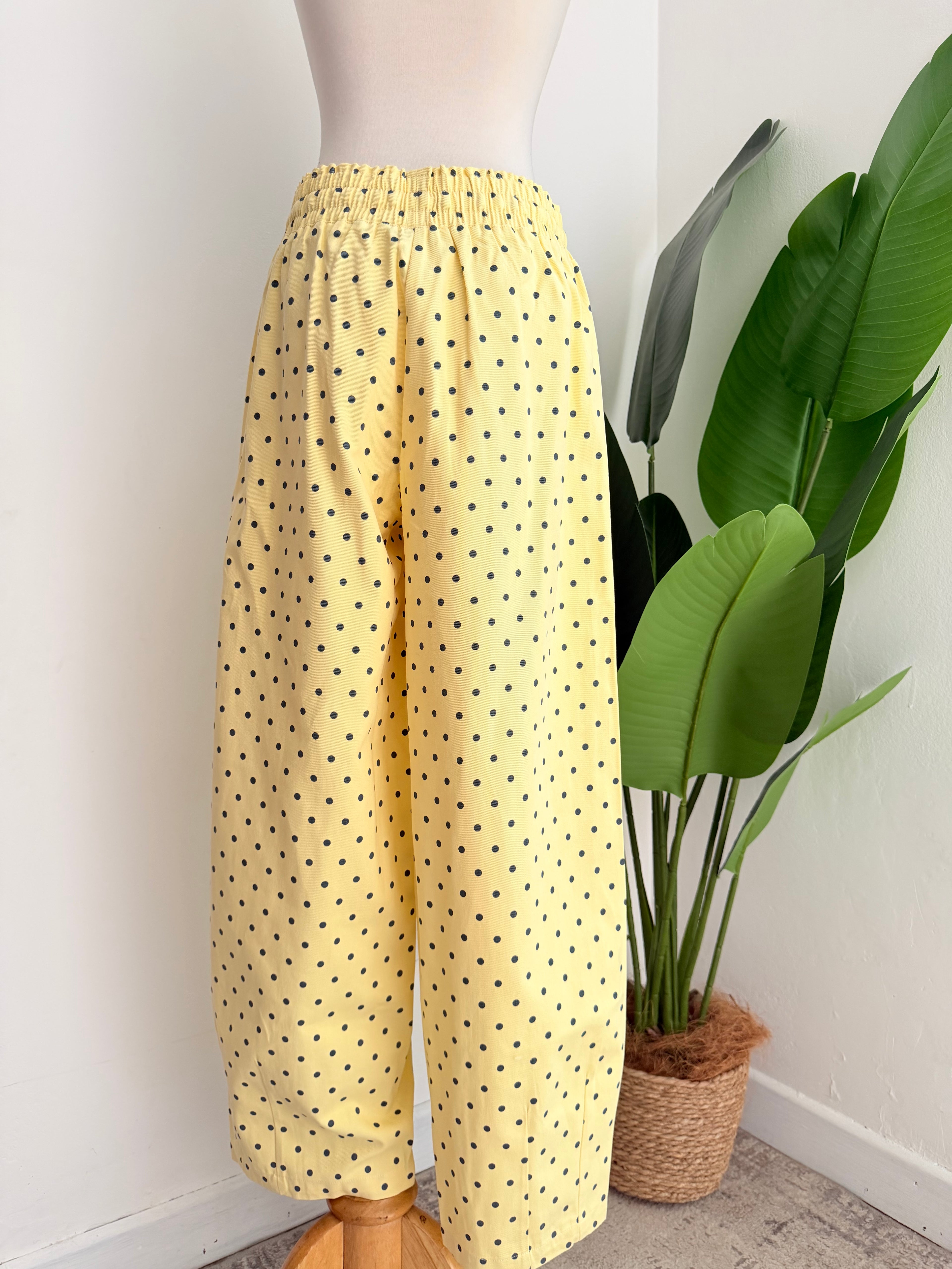 Pantalón Barrel polka amarillo