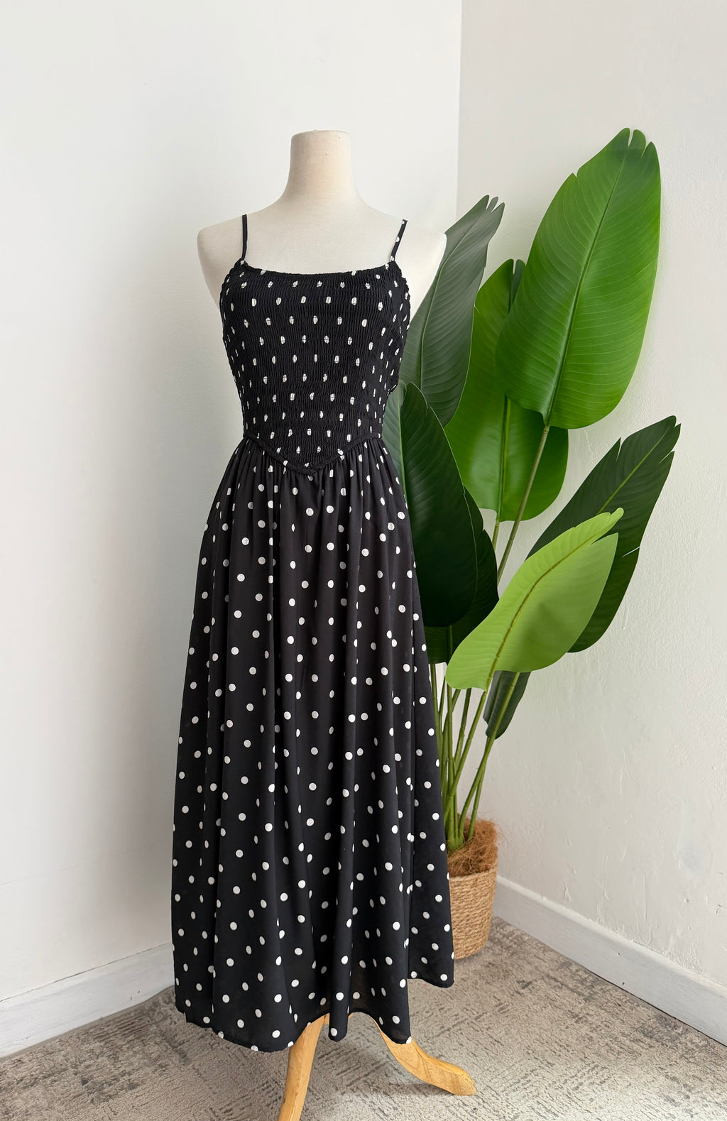 Vestido Audrey Negro de Lunares