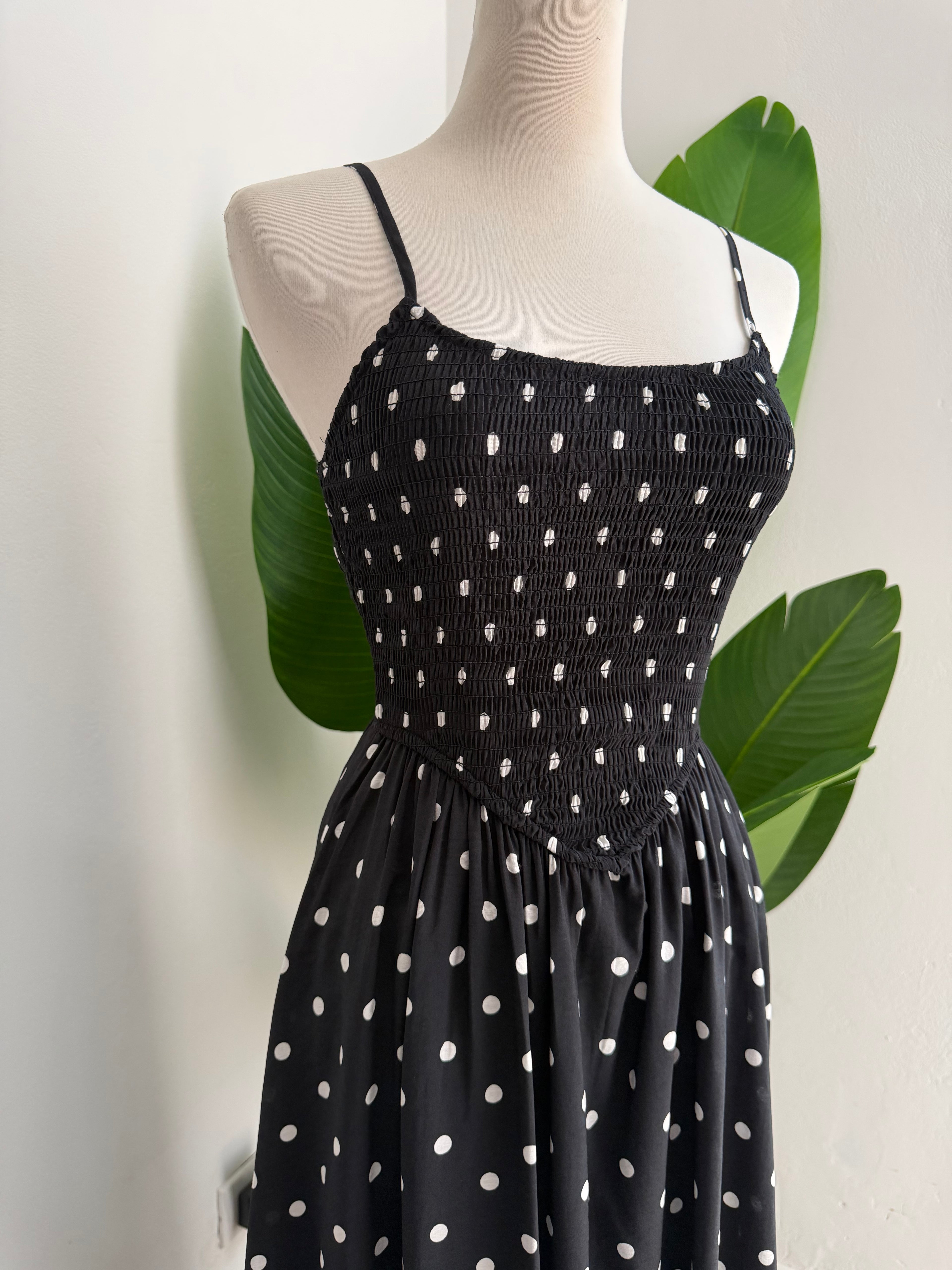 Vestido Audrey Negro de Lunares